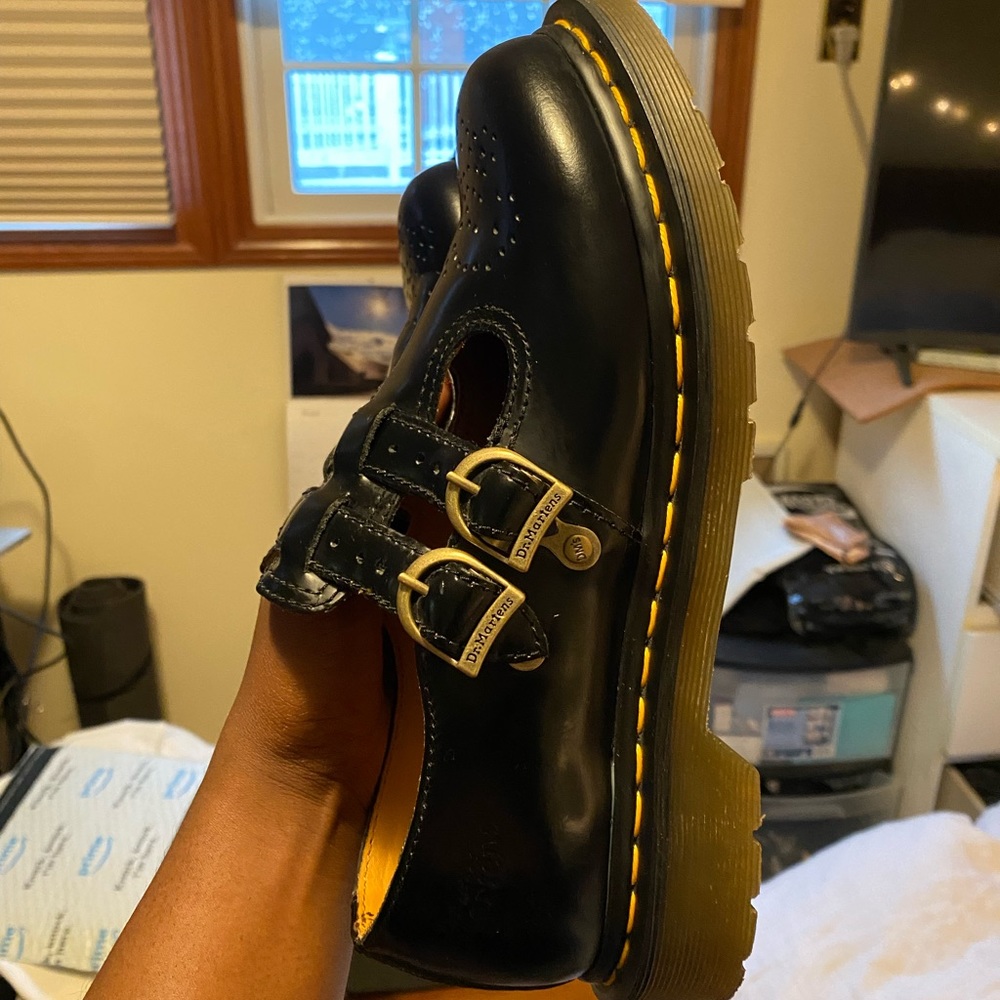 Dr. Marten Mary Janes - Picture 1 of 10